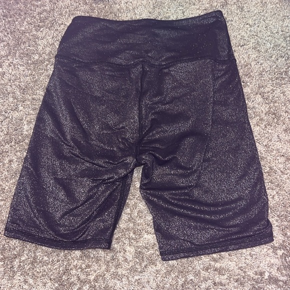 Alo Yoga High Waist Glitter Biker Short Black/Silver Size XS - Picture 7 of 12